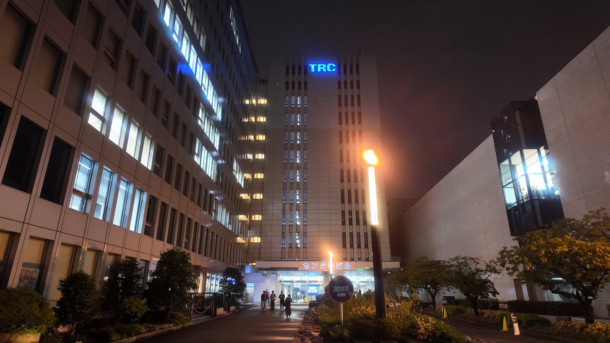 MTG 巨大　ポスター 巨大な戦慄大口/Colossal Dreadmaw》[XLN] 緑C | 日本最大級 MTG