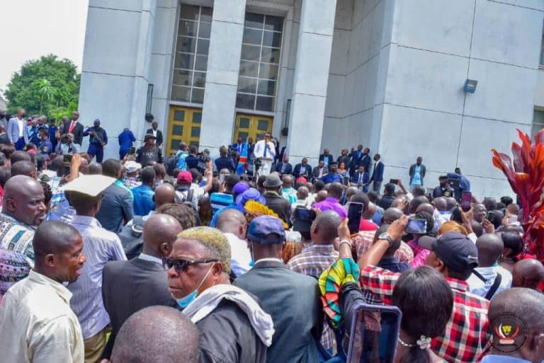 UnionsacreeUSTC's tweet image. #USTC (Union sacrée des travailleurs congolais) souhaite un bon week-end à tous les travailleurs congolais.