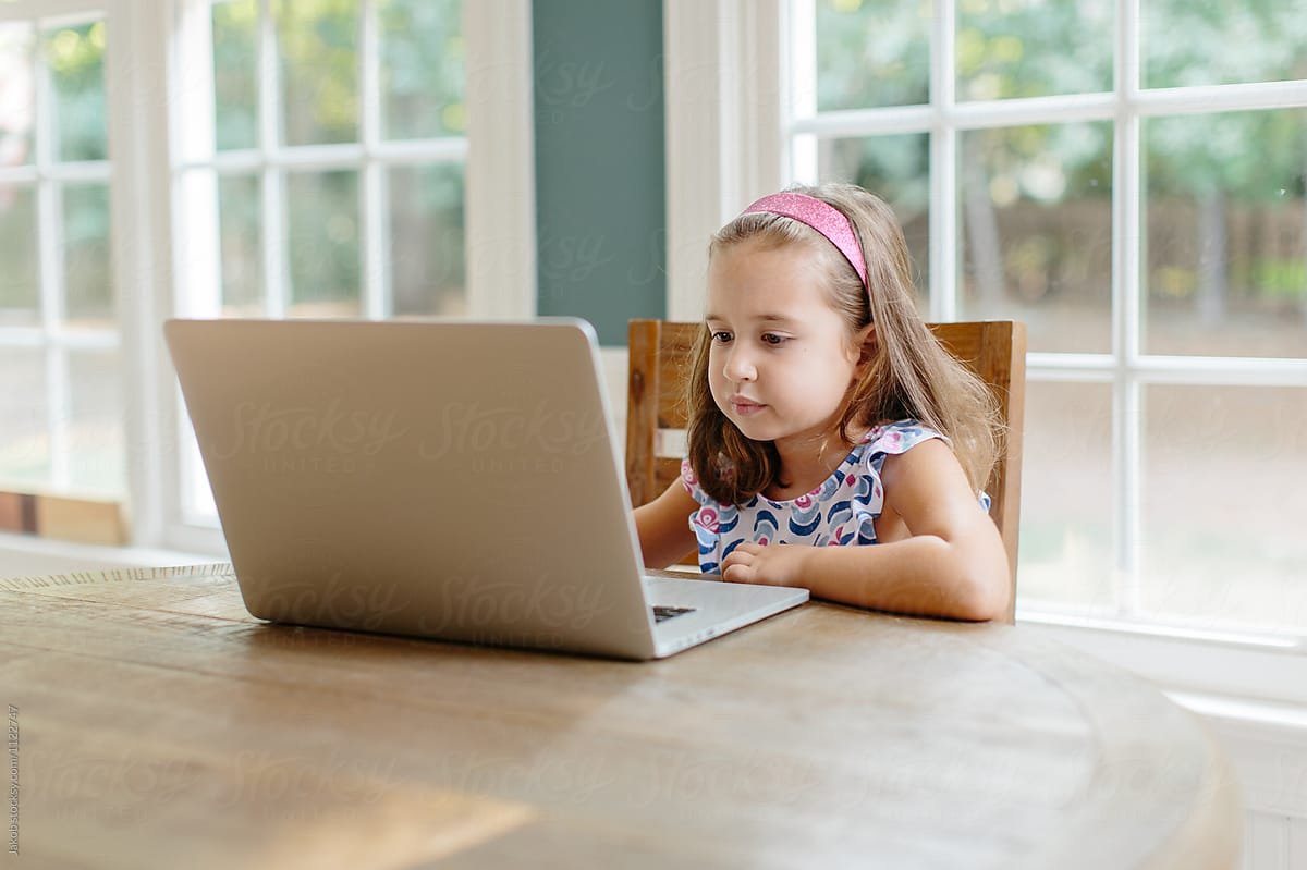 Tech_Guide02's tweet image. Every girl has the power to write her own story — she just needs a chance. 💫
#InternationalDayOfGirlChild #GirlsLead #EqualityForGirls