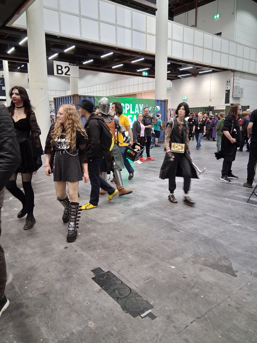 LiniChanMi's tweet image. Noch in der Area am Rumgurken und langsam weiter owo
#PolarisCon #gerVTuber