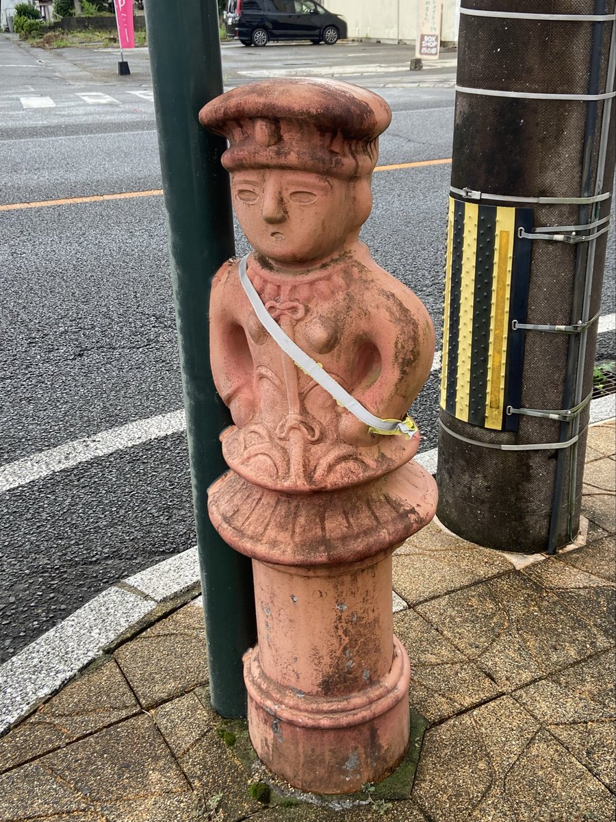 2ditZkk's tweet image. #見た人もなにか街灯をあげる
足元に「はにわ」付き
