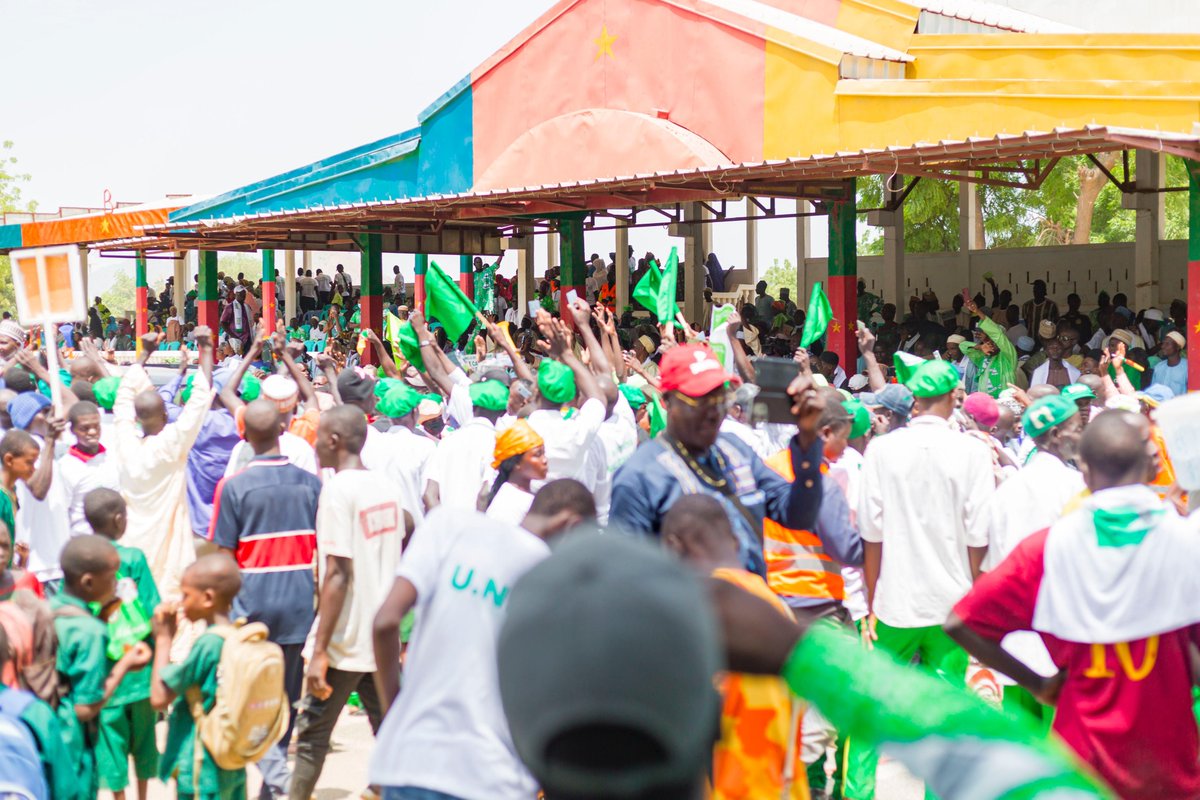 MAROUA CE MATIN ! 
La foule a parlé : le changement s'appelle BELLO BOUBA!
VOTONS MASSIVEMENT POUR :
La paix totale  
#foryouシ #facebookreelsviral #politics #hope #Cameroun #election2025 #Cameroon #Akere25 #BelloBouba #atekicaxton #espoir #changement 
#Akere2025 #AkereMuna