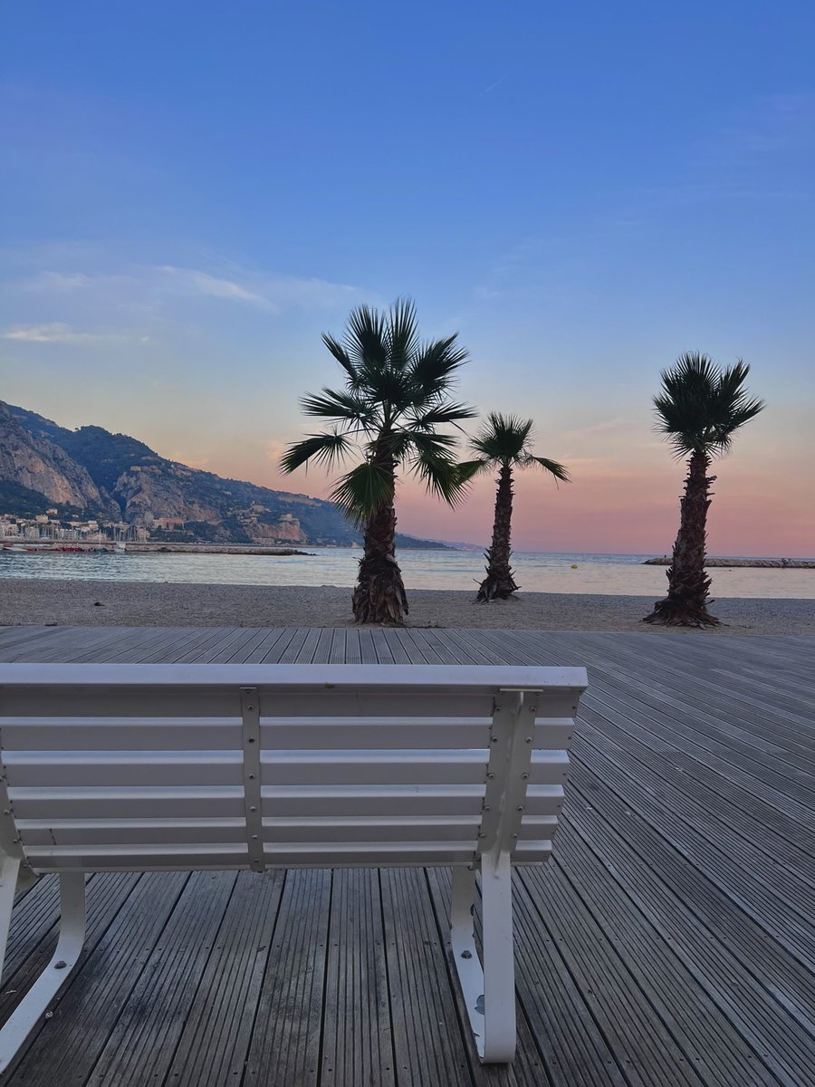 3assal___'s tweet image. J’ai visité Menton 😍
