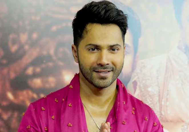 EchoOfAzaad's tweet image. Varun Dhawan
Rajkummar Rao
Arshad Warsi
Vikrant Massey

These four artists have been with Sangh(RSS) ideology since childhood.
They have just removed their masks.
#ModiHaiTohMumkinHai