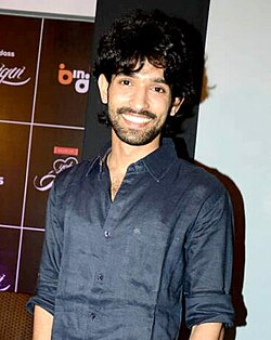 EchoOfAzaad's tweet image. Varun Dhawan
Rajkummar Rao
Arshad Warsi
Vikrant Massey

These four artists have been with Sangh(RSS) ideology since childhood.
They have just removed their masks.
#ModiHaiTohMumkinHai