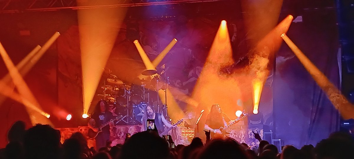 Enjoying a bit of Thrash of the Titans last night! Thanks to <a href="/testament/">Testament</a> <a href="/obituarytheband/">Obituary</a> <a href="/destruction/">DESTRUCTION</a> <a href="/nervosaofficial/">Nervosa</a>