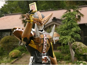 rei0plus_0's tweet image. 仮面ライダーガオウ
パンチ力はアックスに次ぎベガフォームと同値と高いが、キックはアックスに次ぐ弱さ
機動力もアックスと大差ない
パンチキックはライナーフォームをひっくり返した値だが機動力で大きく負ける

つまり、スペック自体は印象と比べて弱く
変身者が強いだけなタイプ
#仮面ライダー電王