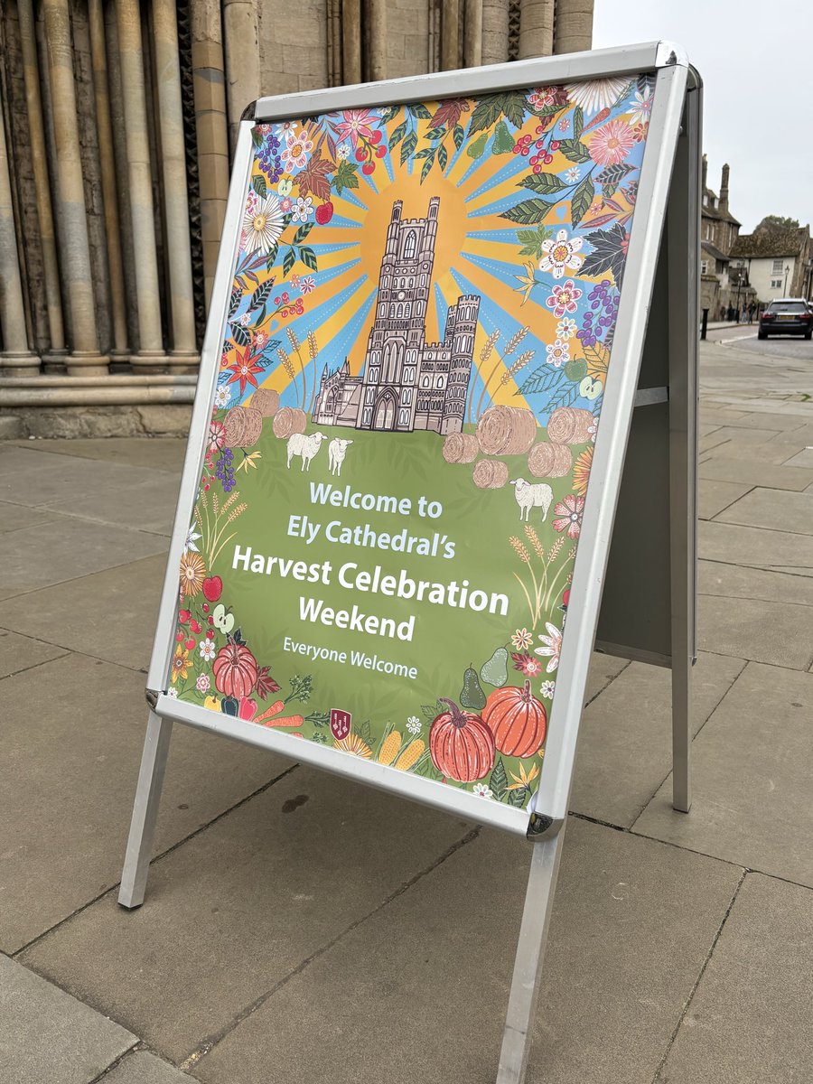 FenEngineMuseum's tweet image. At @Ely_Cathedral today for the #HarvestFestival! If the #Fens had never been drained, #Farming as we know it wouldn‘t be possible here!
#Drainage #Fens #ruralHistory @SharonKindleys