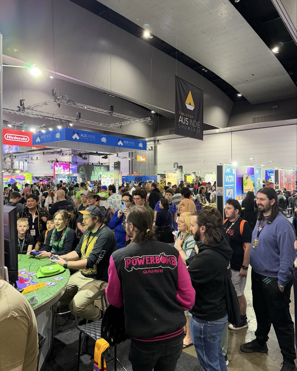 Who let Mr. Footy loose at day 2 of PAX Australia? 👀

We had a great time chatting to you all and seeing everyone battle it out on the field 🏆