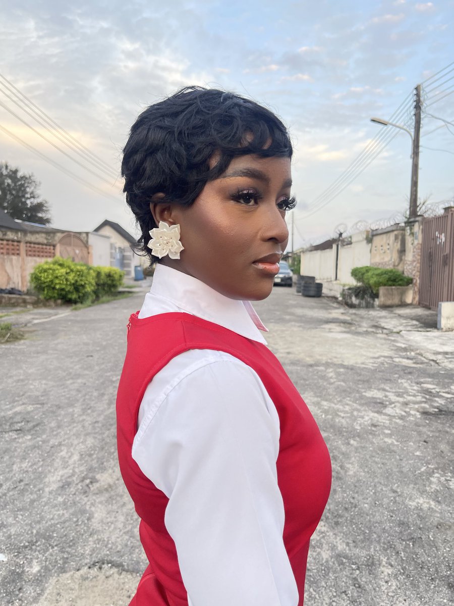 DebbieBassey_06's tweet photo. Fashion’s long been my secret flame,
Now I wear the world in fashion's name."
#fashionblogger #fashionstyle #facemodel #beauty #fashionmodel https://t.co/TKJgUNeWDV