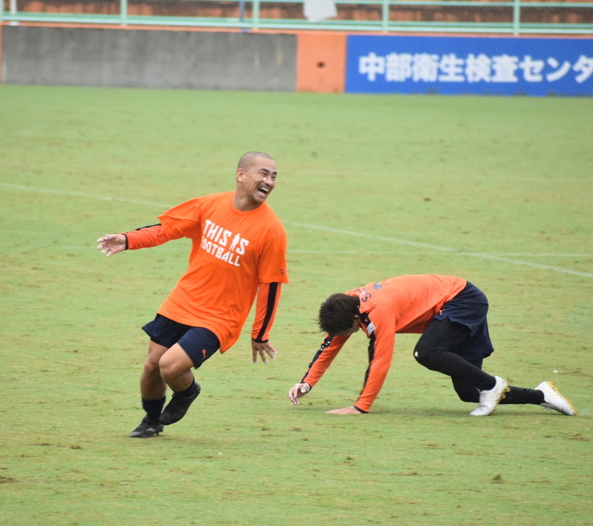 siiy256815's tweet image. 吉田は捕まえられなかったたかしくんです😂

 #清水エスパルス
 #三保活
 #乾貴士
 #吉田豊
