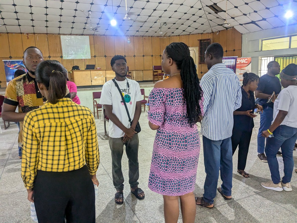 BcKoforidua's tweet photo. What are the most important things to tell someone you meet while #networking?
“Your network is your net worth.”
#Speednetworking sessions @ #Barcamp in #Ghana.
Name, location, occupation, #?
#BarcampKoforidua @ the #AppentengHall, #Koforidua.   

#bckdua #KofcityKonnect https://t.co/gaFPqPQPJP