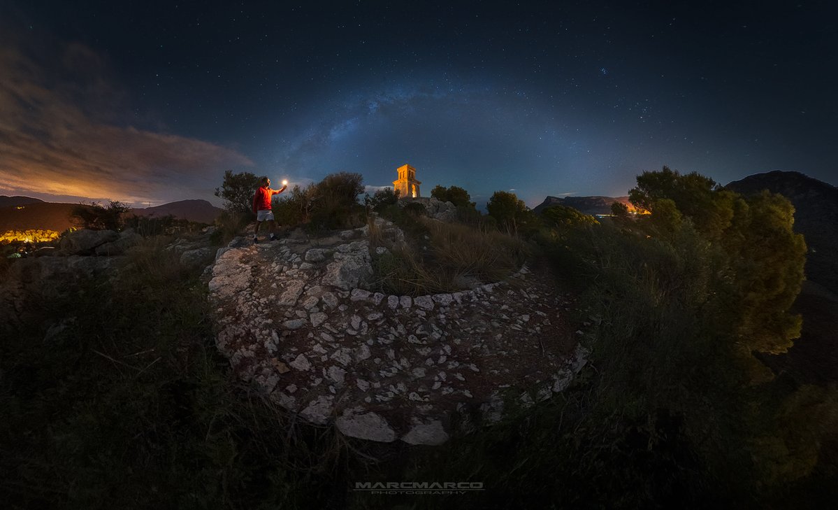 AstrHori's tweet image. A 360° panorama images made by 192° circular fisheye lens 6.5mmF2.0📷
See the world in every direction! This tiny lens unlocks endless creative possibilities — from immersive panoramas to quirky fisheye perspectives.

Credit: @marcmarcophotography
#astrhori #fisheye #wideangle