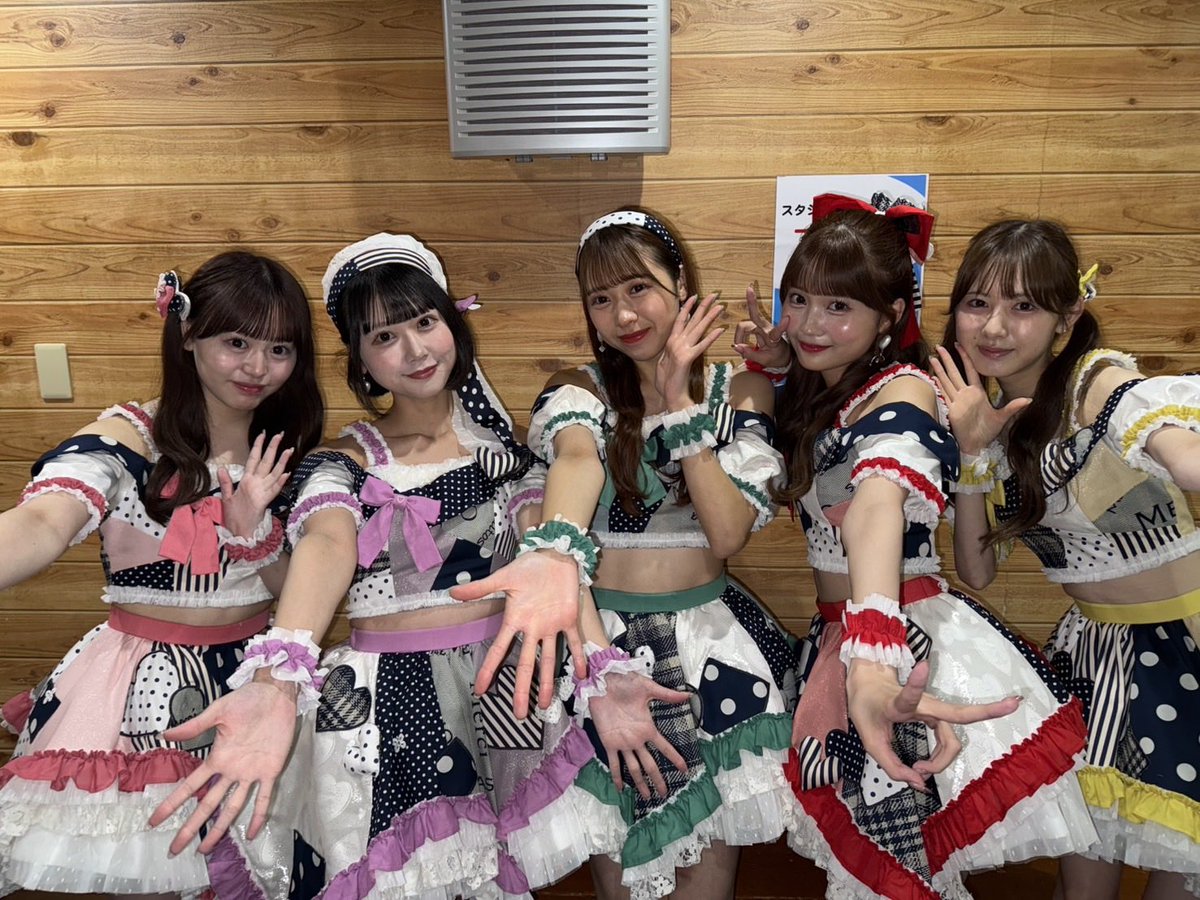 SCRAMBLE_SMILE's tweet image. ／

このあと19:10～
金沢歌劇座 3F (J)にて特典会📸

＼

スクスマ初金沢上陸💚💜❤️💛🩷
たくさん思い出つくりましょう✊✨️

#かがやきフェス2025 
#スクスマ #SCRAMBLESMILE