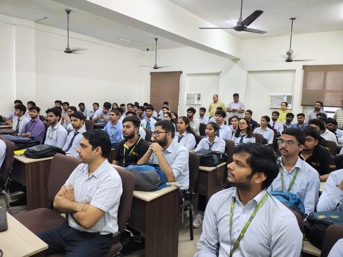 GNIOTCollege's tweet image. The ECE Dept. at GNIOT, in collaboration with Entuple Technologies, hosted an expert talk on IC Design Flow using Cadence EDA. Students gained insights into VLSI, embedded systems, and industry tools from expert Anish Kumar.
 #GNIOT #ECE #VLSI #TechLearning