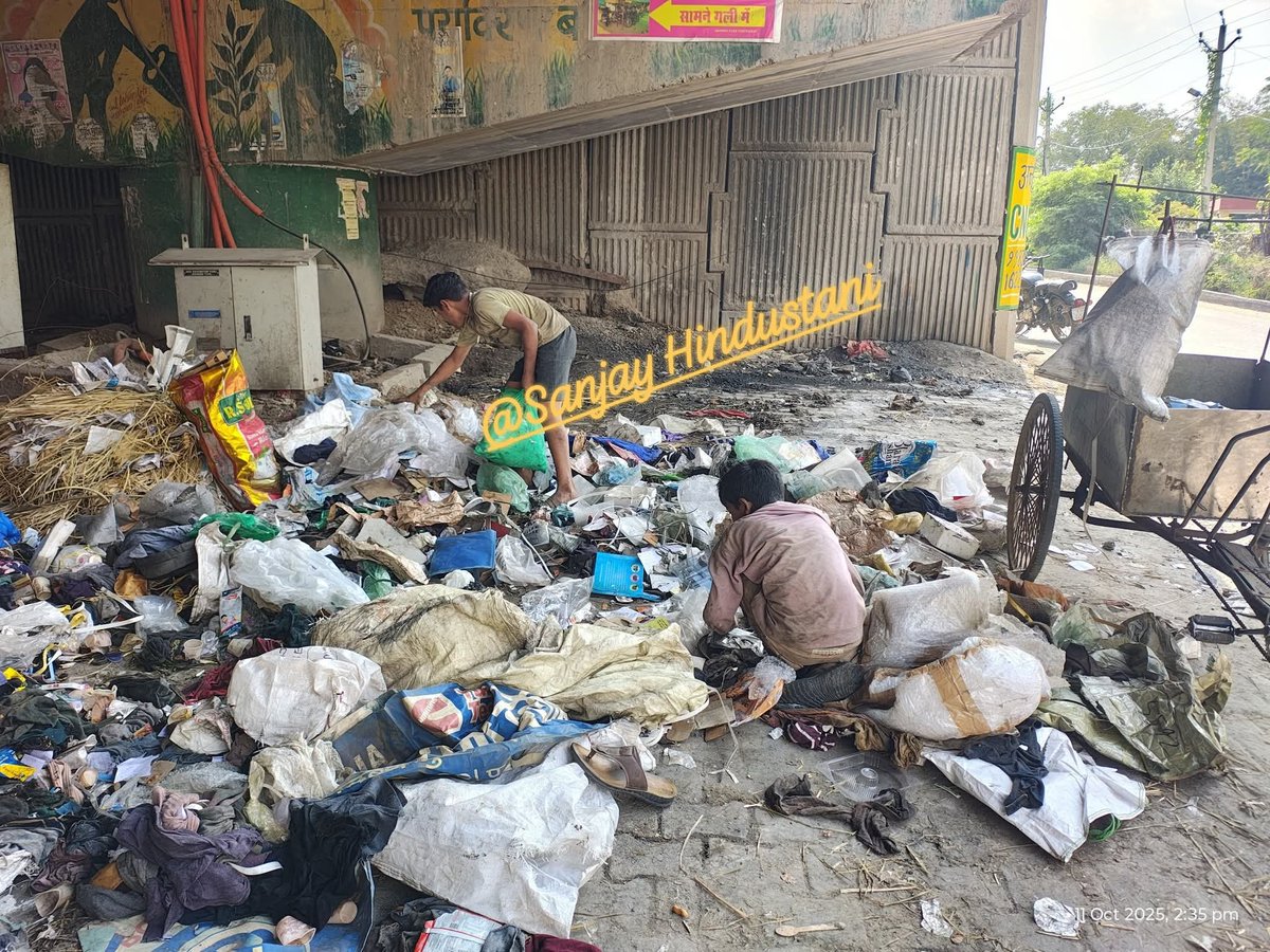 Sanjay4Mediaa's tweet image. पढ़ाई और रोजगार के बीच भटकता बचपन...

#childlabor