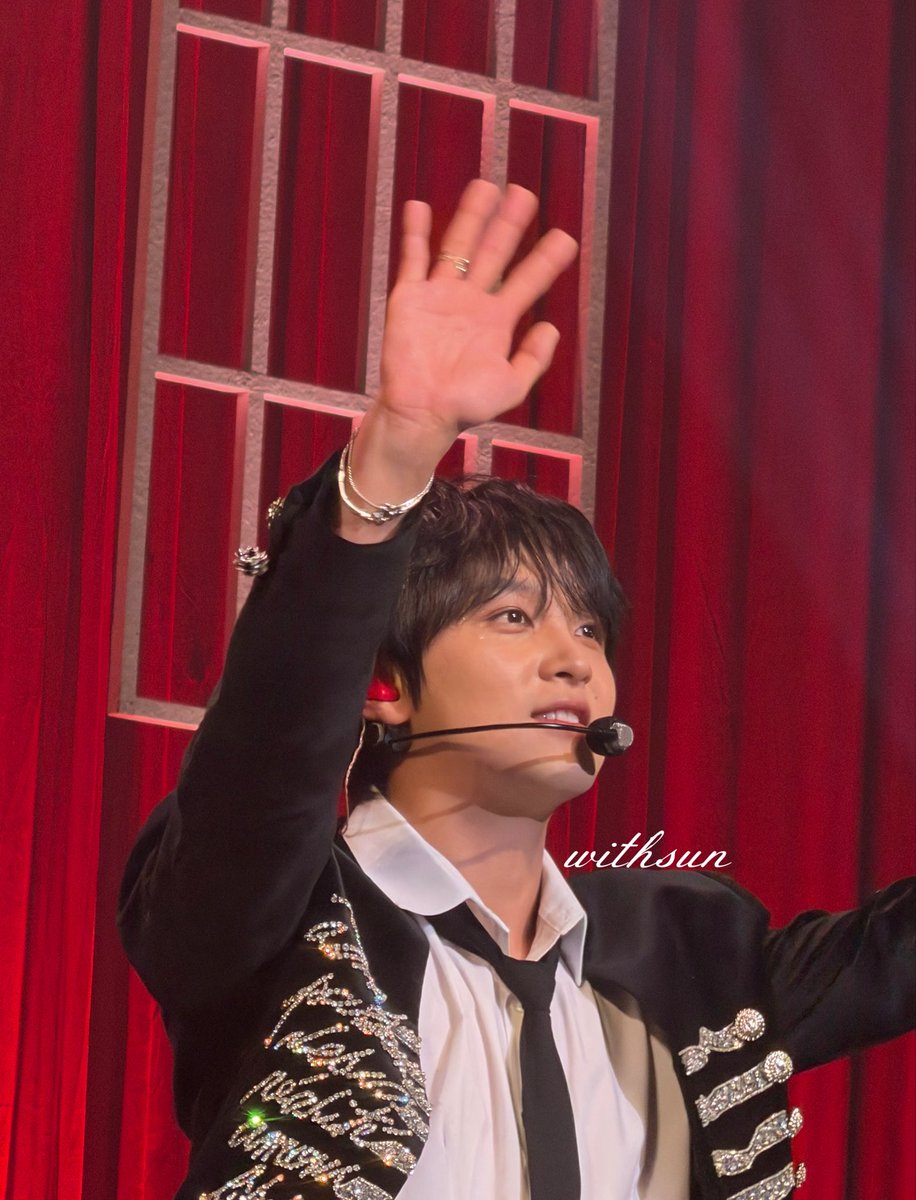 20251011 Nagoya Day3

해찬아 건강 조심하세요ㅠ ㅠ

다음 세 시간을 약속하였다!!!

#HAECHAN #해찬 #ヘチャン