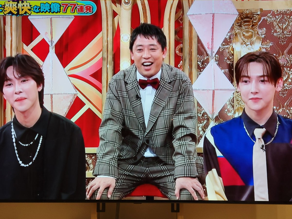 daimo0625's tweet photo. こんな派手派手な洋服着れるの顔面が良いからよね😂とっても可愛いです🥺🫶 
大夢くんまた下唇噛んでる😂
 #ROIROM  #ROIROM_本多大夢・浜川路己 https://t.co/jaUjZPSc6n