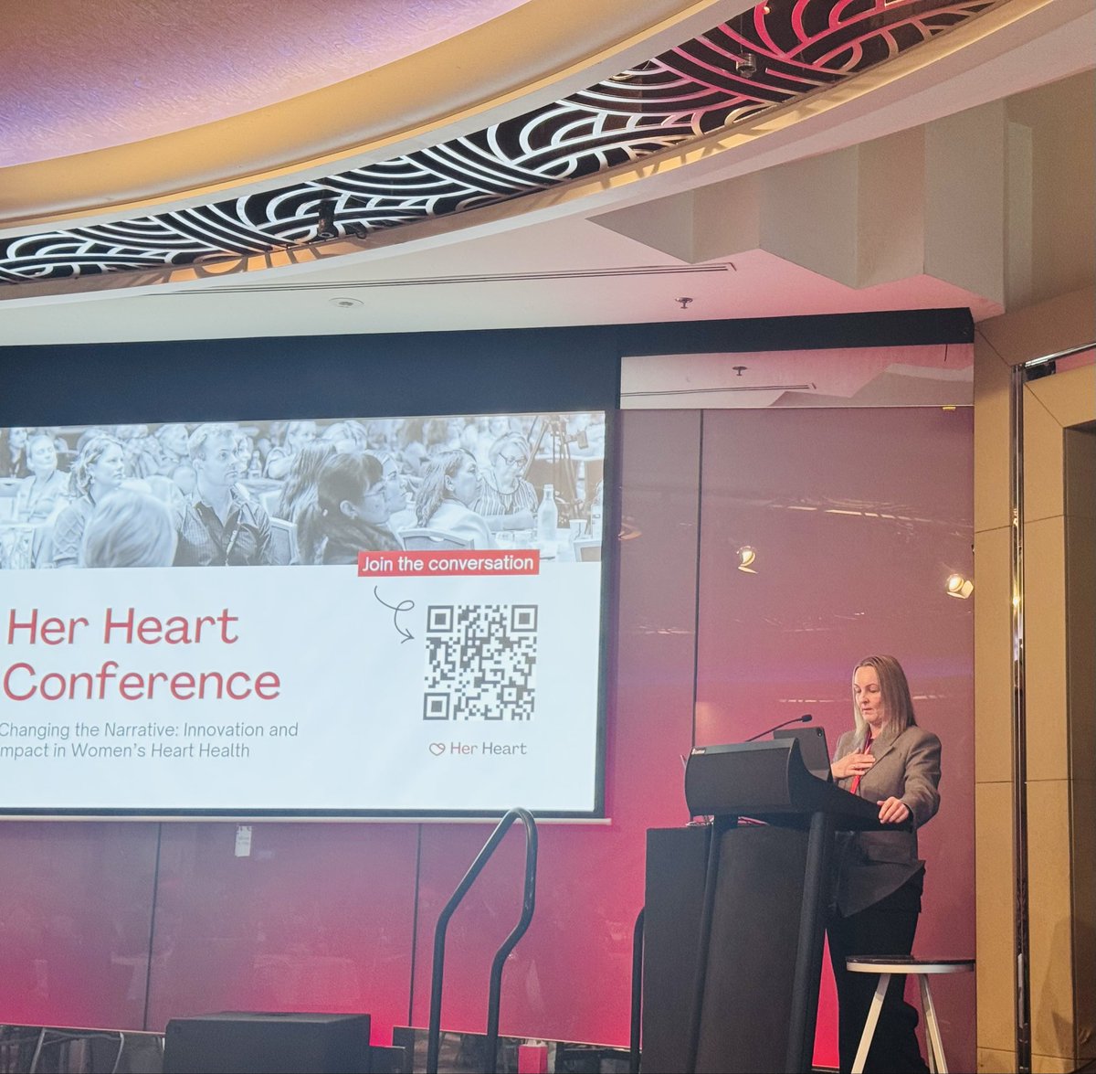 TharshyP's tweet photo. Honoured to speak at the Her Heart Conference, sharing insights on women and #MINOCA  and even more grateful for the opportunity to listen and learn from so many brilliant voices pushing boundaries in women’s heart health. ❤️ #HerHeart #WomensHealth #Cardiology @HerHeartAus https://t.co/q1Q8rVxsyQ