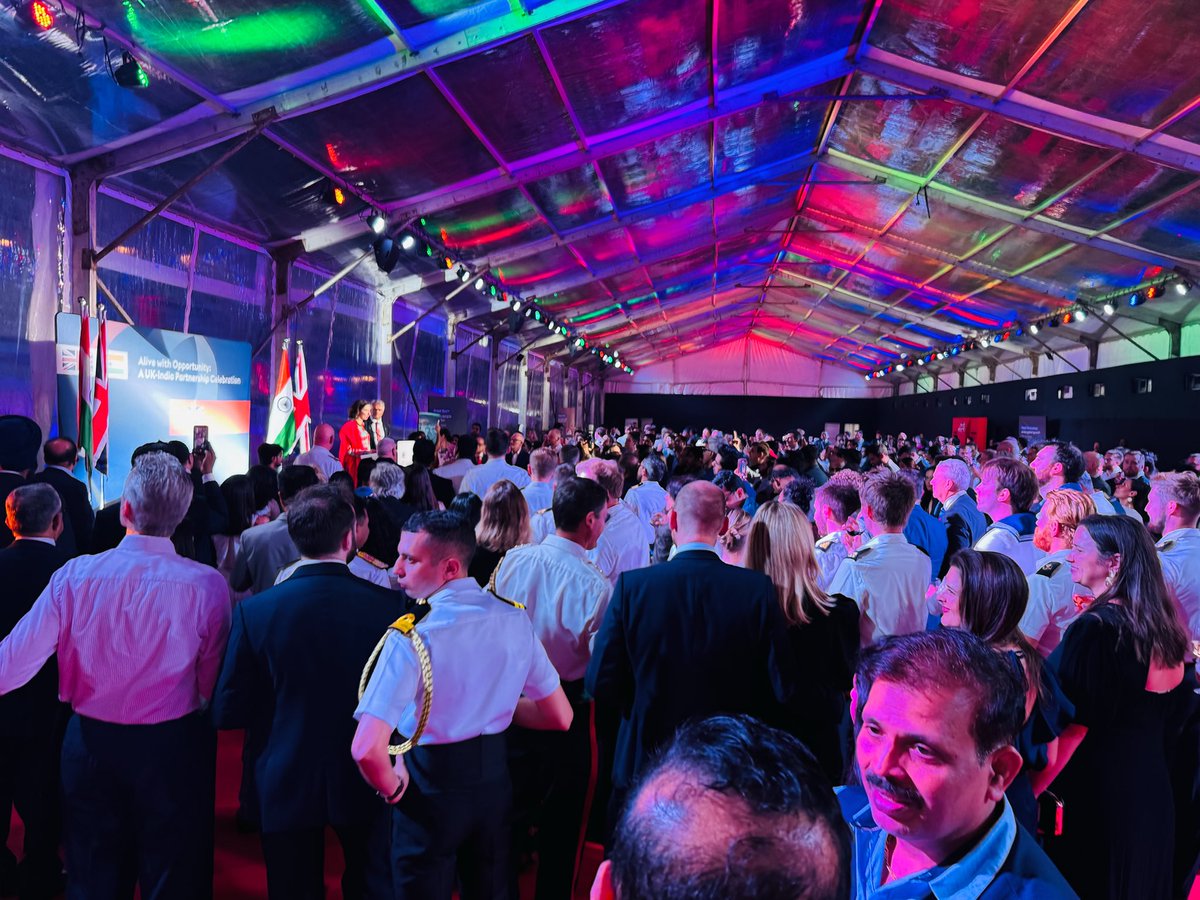 WordsofYP's tweet photo. Honoured to attend the India × UK: Alive with Opportunity reception aboard HMS Richmond 🇮🇳 🤝 🇬🇧 

A wonderful evening celebrating collaboration and culture.

Thank you John M. Nickell for the kind invitation and hospitality.

#indiaukpartnership https://t.co/UZ7Z3BNRsU