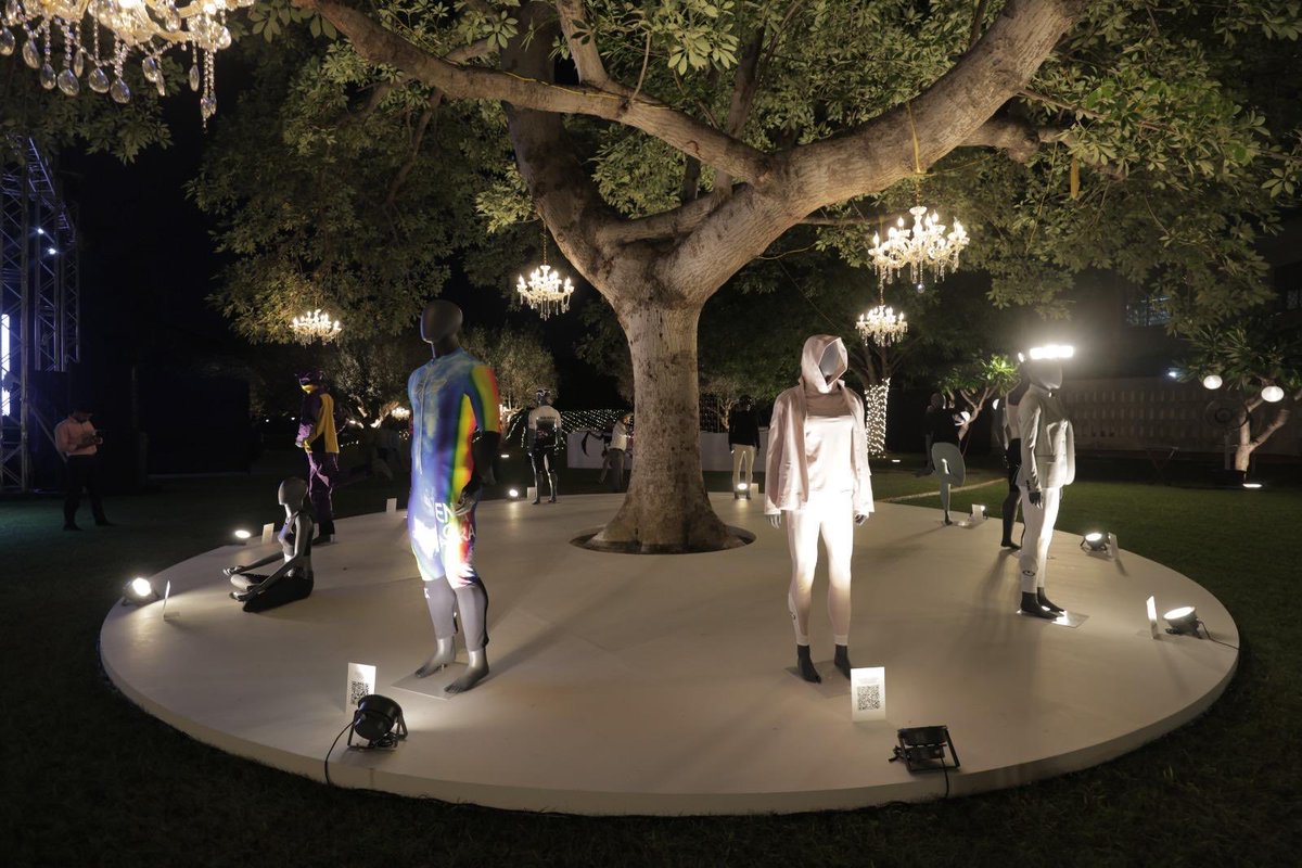 ItalyinIndia's tweet photo. Sport, fashion, creativity, music, dance— an unforgettable evening at the 🇮🇹 Embassy to celebrate IT-IN collaboration in fashion & sport. Tools of friendship & mutual understanding, and 🔑 drivers for business.
Launched #ACommonGoal initiative on ⚽️. 🔜 🇮🇹 #FashionDays in 🇮🇳 https://t.co/uv3SO6T3xk