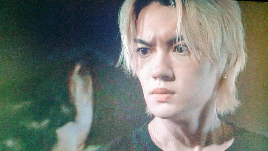 KRMW1iisycpyBOD's tweet image. #エスケイプ
金髪と誘拐とポンコツのトリプル
コンボ。訳アリお嬢様に翻弄され
つつ、これは絶望が希望に変わる
逃避行…なのか？