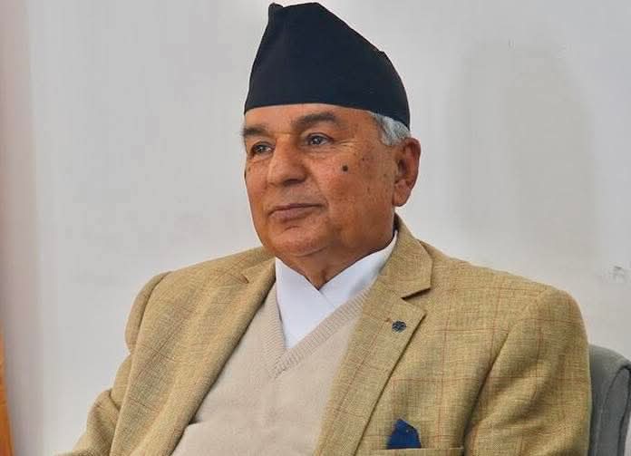 somrajpathak3's tweet image. नेपाल र नेपाली चल्ने नै षड्यन्त्र सिद्धान्त (Conspiracy Theory)।
विदेशीले अघि सारेका नयाँ पुस्ता (जेनजी) शीतलनिवास पुगेपछि राष्ट्रवादी राष्ट्रपति रामचन्द्र पाैडेल र केपी शर्मा ओली एकैपटक विरामी।
हत्यारा दलाल गणेहरुको यो के नाटक हो .!?