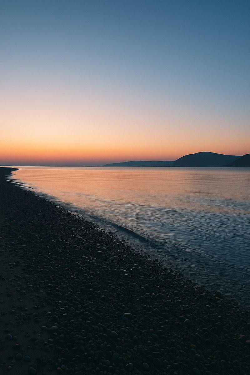 PHANTOMWOL2005's tweet image. Sometimes the silence of a cold morning carries the meaning of all the words that were never spoken. ❄️🌅

#MorningSilence
#DeepThoughts
#UnspokenWords
#ColdMorning
#PeacefulMoments