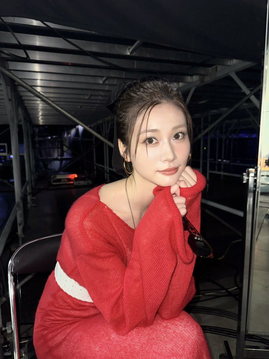 meruru20020306's tweet image. TGC北九州ありがとうございました🌹
また会えますように、、！

団扇もボードもふりふりしてくれてるの見えて元気チャージできました♡
沢山ありがとう、、♡