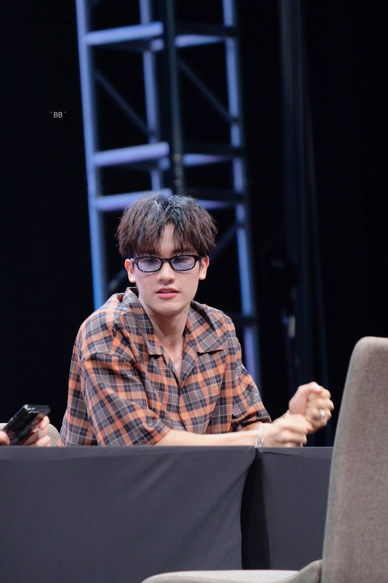 BBandthe_'s tweet image. พี่แว่นคะ มานี่มาาาาาา 😭✨

TAYNEW FNV FANSIGN
#GMMTVFANIVALxTayNew