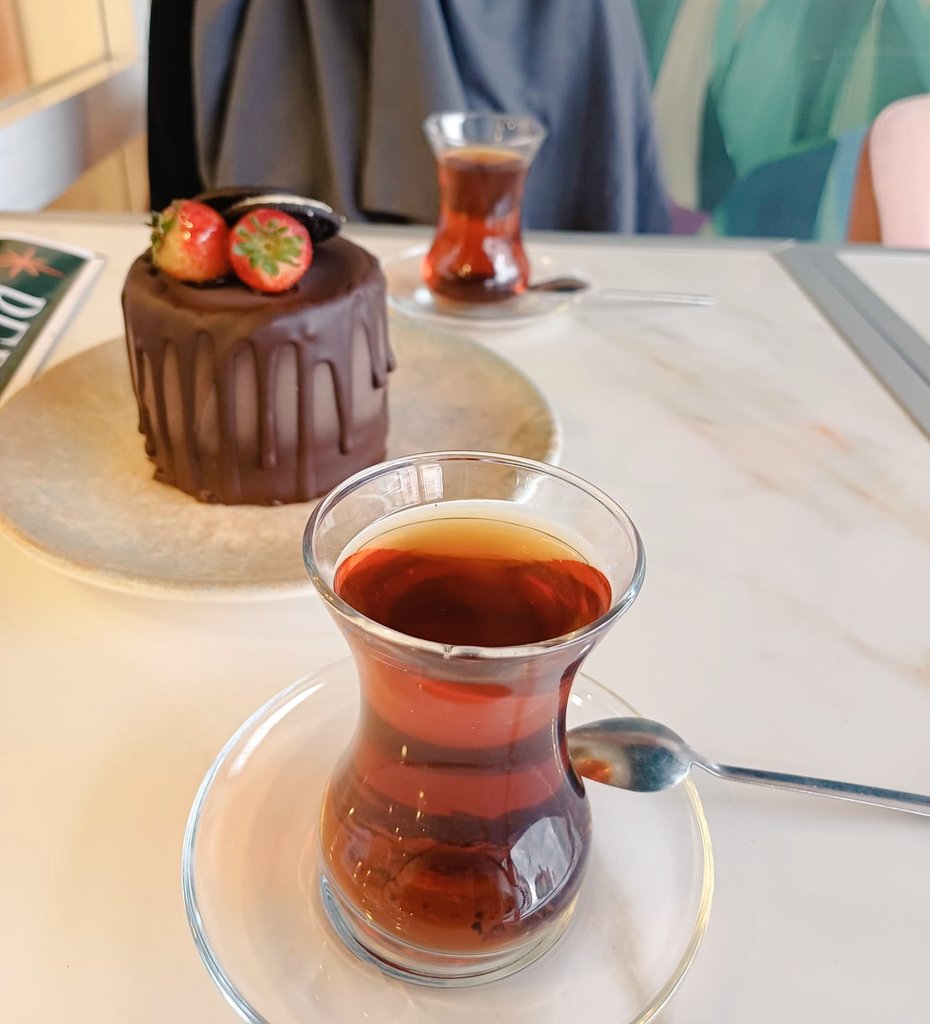 Dünyada dost, cennette komşu inşaAllah.