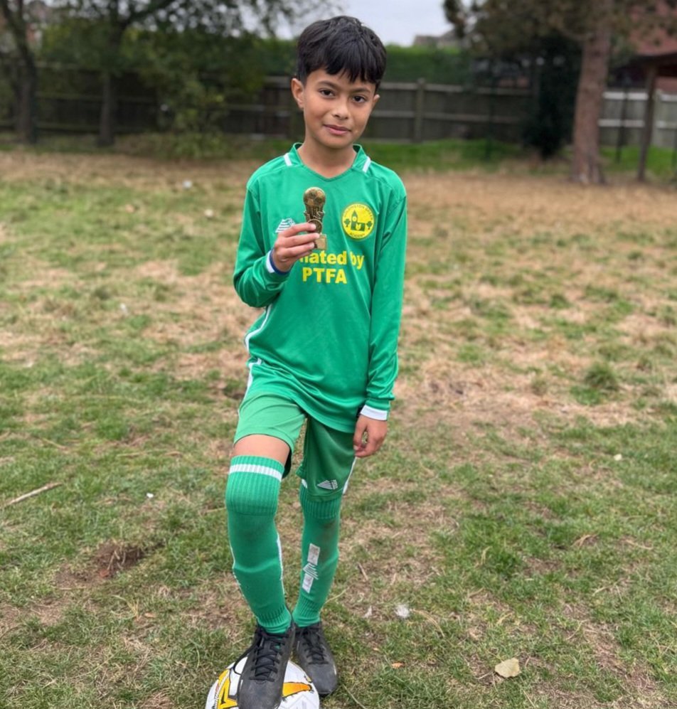 Well done to our yr 3/4 football team for all their hard efforts in a close and entertaining match against Firs Lower School, who won 5-3👏 Our goals coming from James, Robert &amp; Pavel 
Congratulations to Hadi, GGA player of match 👏