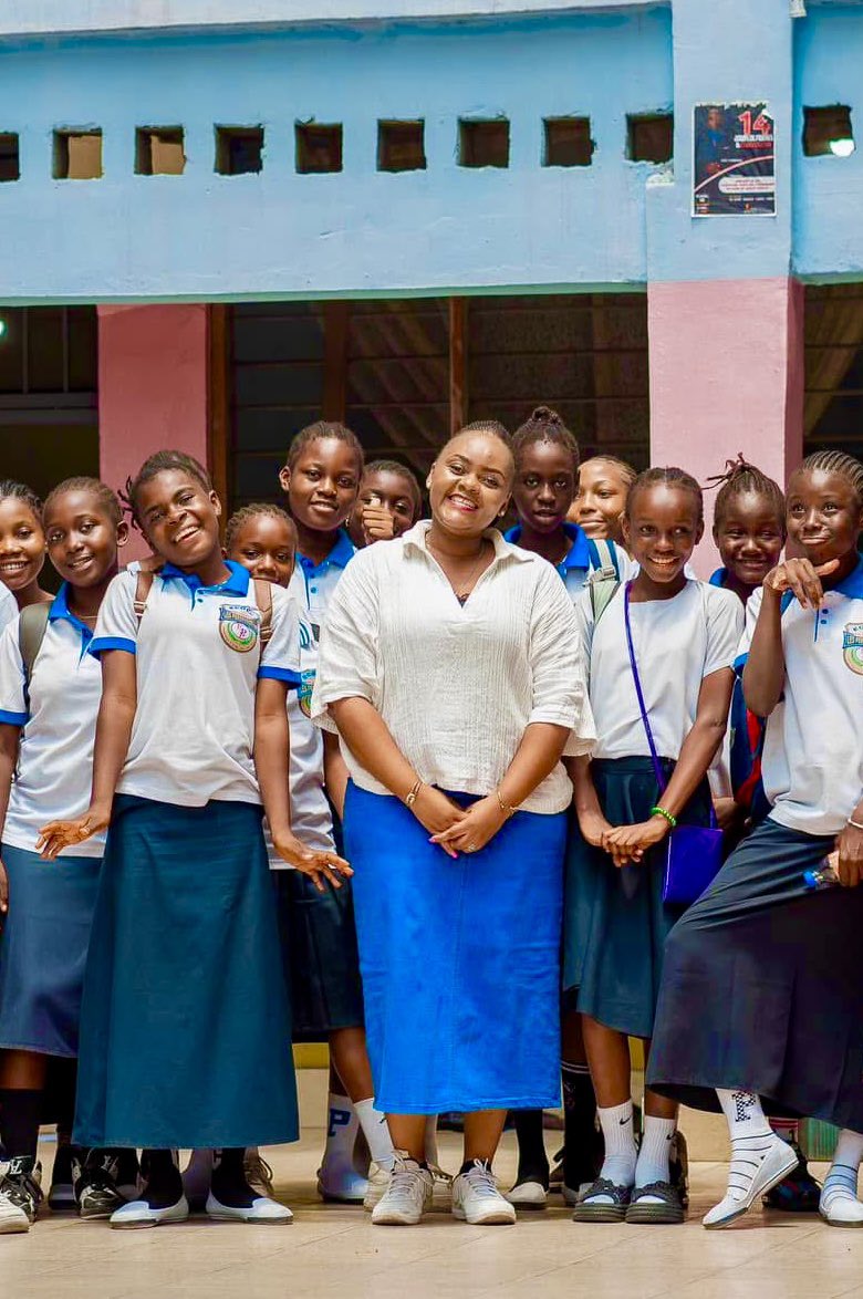 🌸 11 OCTOBRE – JOURNÉE INTERNATIONALE DE LA JEUNE FILLE 🌸
RÊVEZ ✨ OSEZ ✨ BRILLEZ ✨

❤️ En cette journée du 11 octobre, Journée internationale de la jeune fille, j’ai une pensée toutes les  princesses : celles qui ont des rêves en devenir, celles qui portent une grande