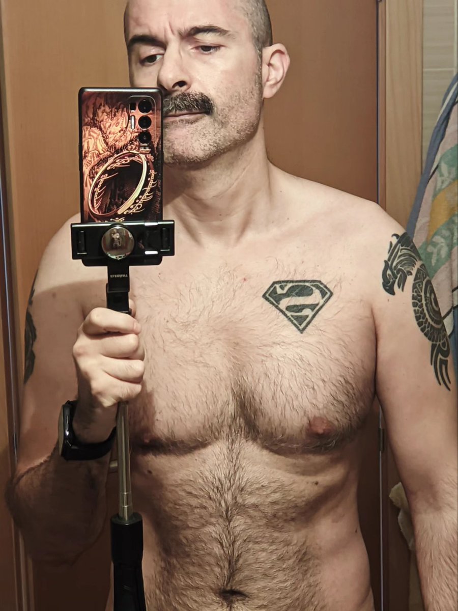 Antonio_PVerso's tweet photo. Buenas, todo bien? os deseo un bonito fin de semana. 😜 https://t.co/8eROiAAVaO