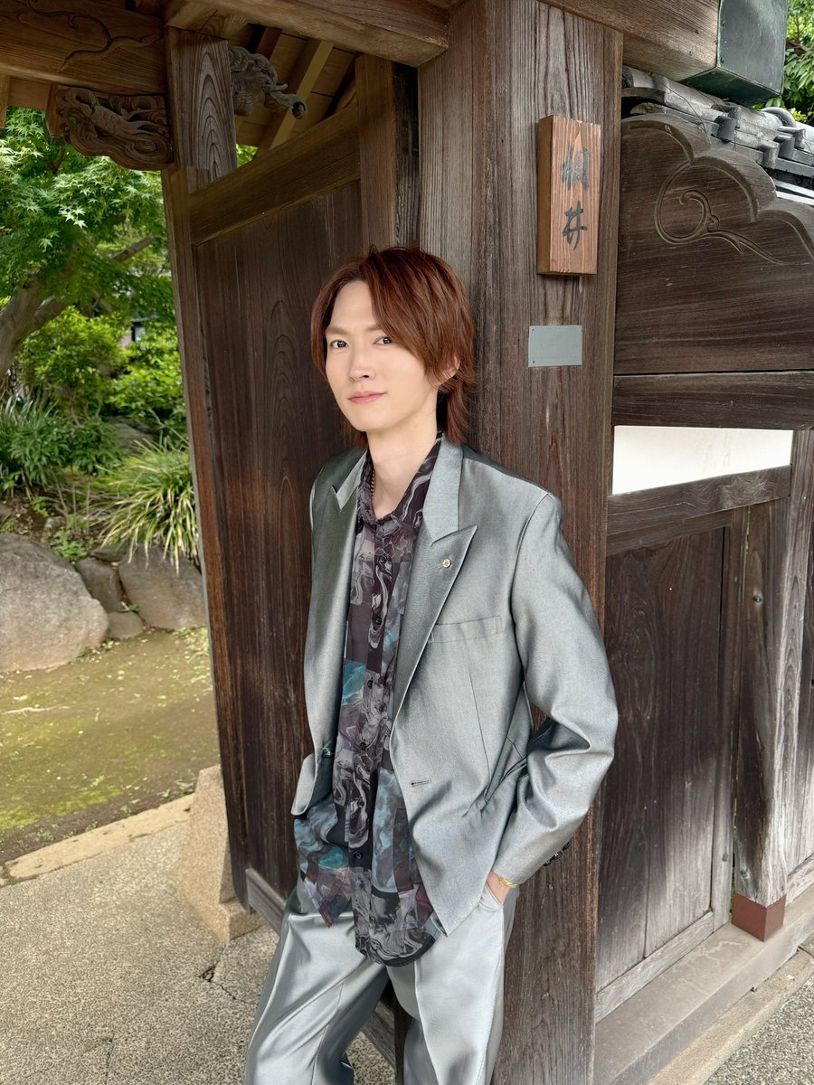 masanari6's tweet photo. 色んな場所で
色んな国で
作品を観て頂けて
作品を愛して頂けているなら
それ以上の幸せは無いです
話題の指キスいかがでしたか？
キスランキング入りなさい

#あなたを殺す旅 https://t.co/YXbgHjDeEk