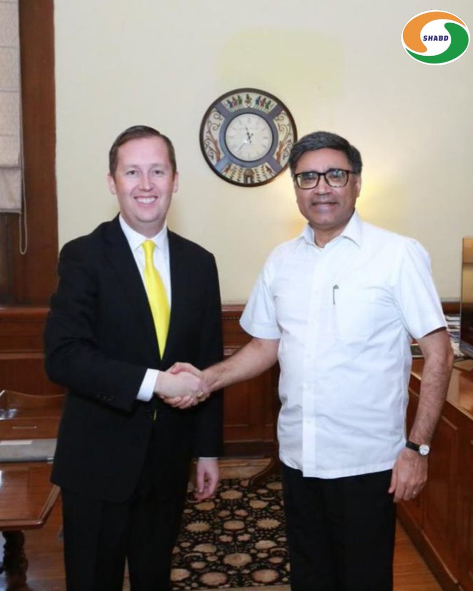 PBSHABD's tweet image. Foreign Secretary #VikramMisri met #SergioGor. They had a productive exchange on the India–US Comprehensive Global Strategic Partnership and its shared priorities.

Find clean feed, copyright-free content exclusively on #PBSHABD. Register now at shabd.prasarbharati.org/register
@MEAIndia…