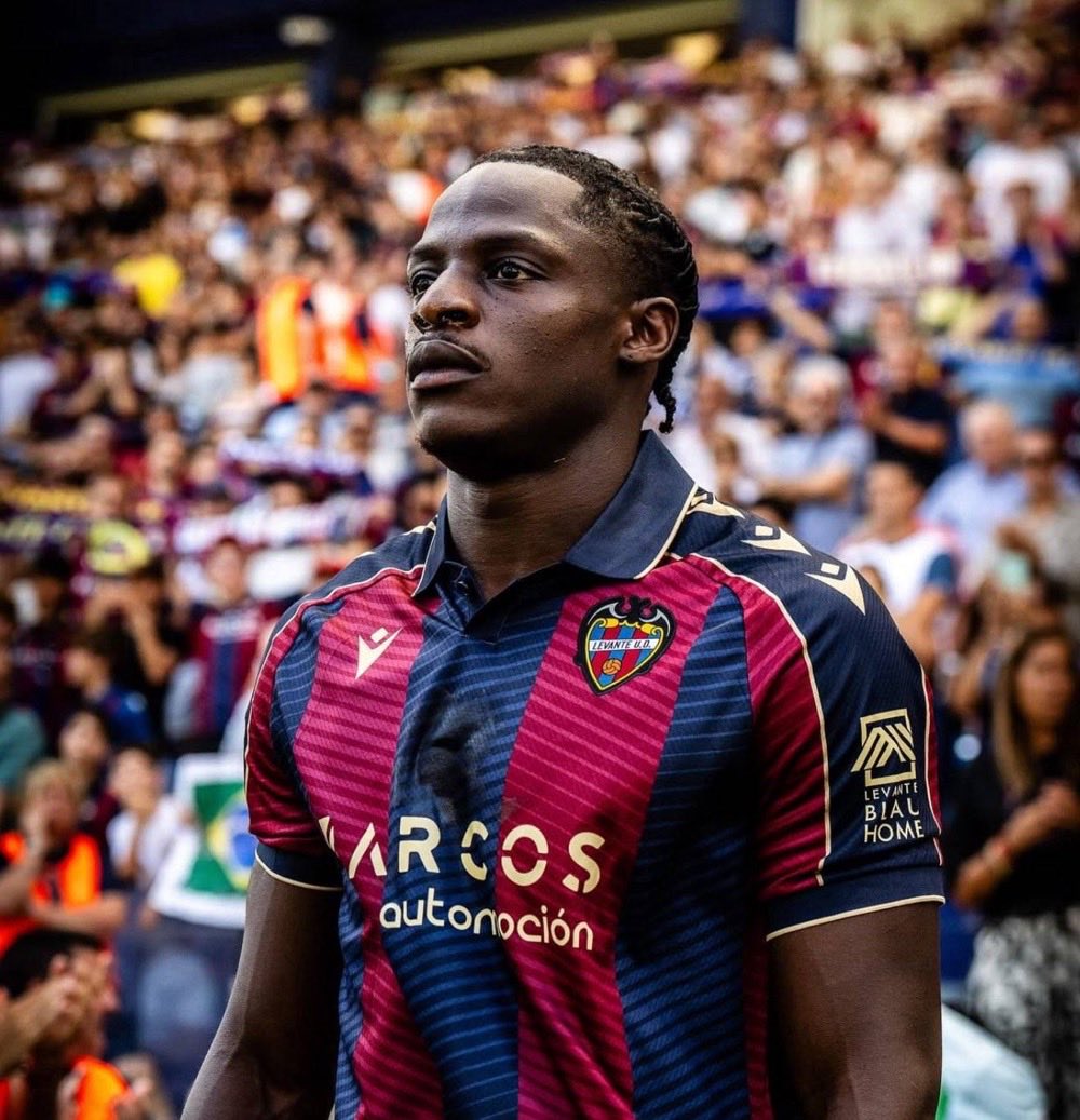 ManagingBarca's tweet image. 🚨🚨🌕| Barcelona want to sign Etta Eyong as their long-term striker.

He is interested in joining as well.

[@mundodeportivo]