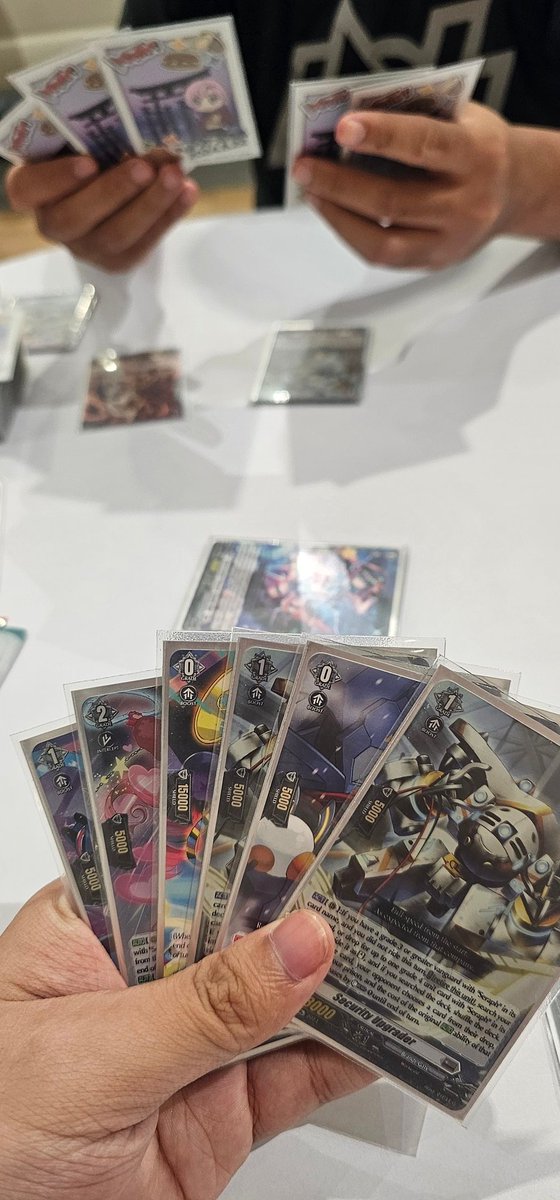 KiyomiVG's tweet photo. Played a quick game of vanguard and yep..... current prison is kinda cooked.... more like the who's piloting it is cooked aka me 🥲 https://t.co/ilpwZzR1LN