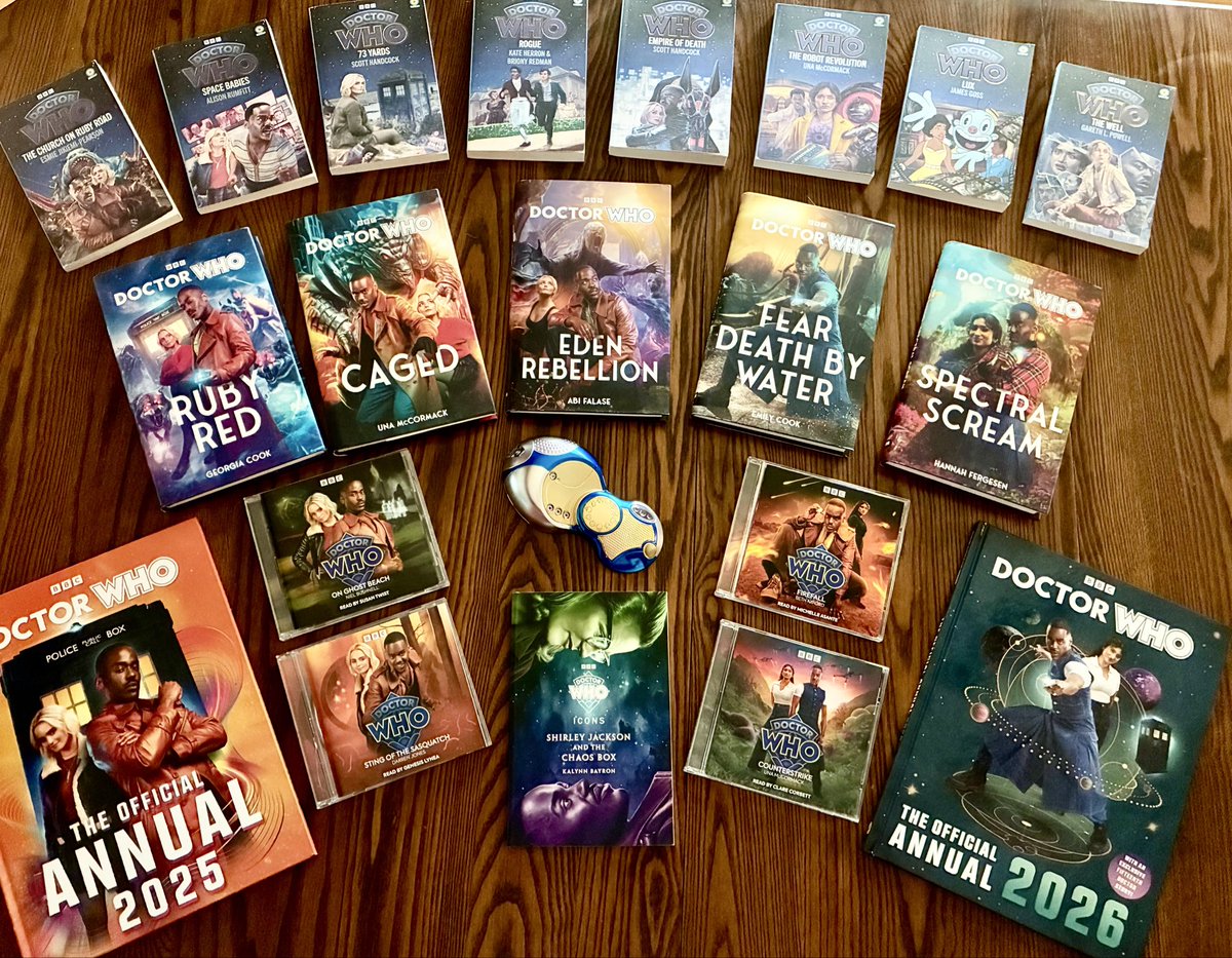The latest arrivals to the #DoctorWho Book Club, a pair of audiobooks featuring the 15th Doctor &amp; Belinda! “Firefall” by Beth Axford &amp; “Counterstrike” by Una McCormack. 
💙💙➕💿