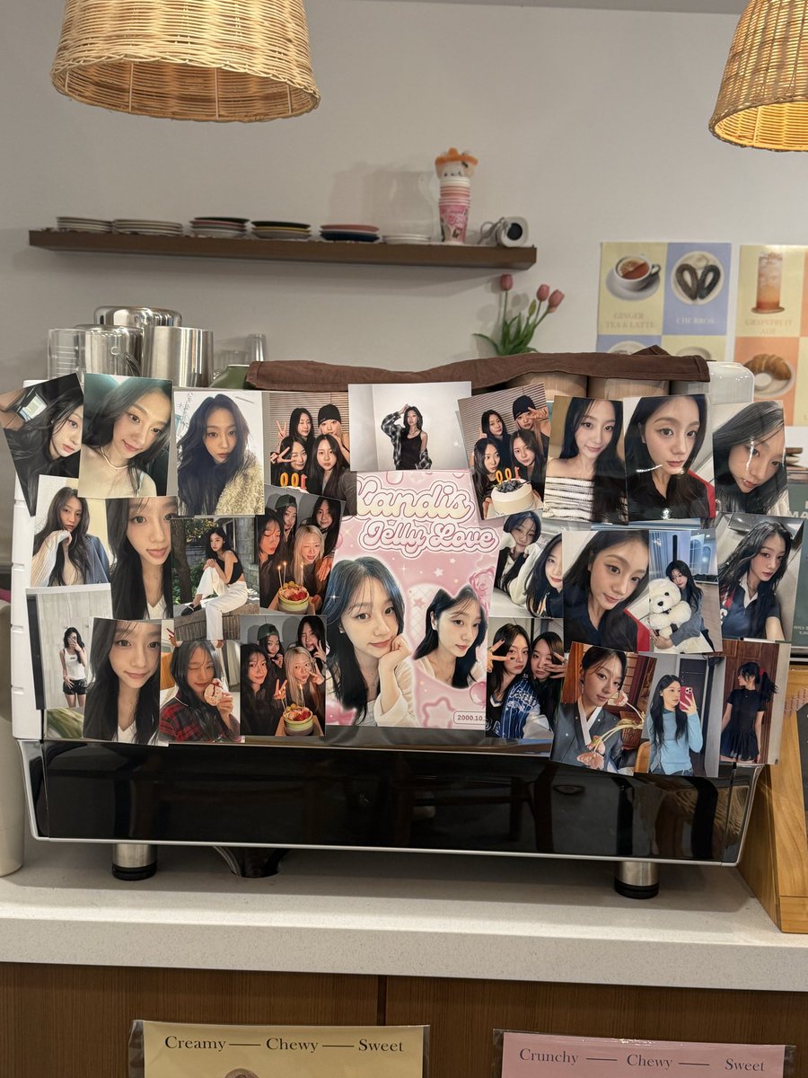 🍭 Close
카페 방문해주신 모든 분들 그리고 베니
너무 감사합니다! 덕분에 베니에게 
그리고 저에게도 좋은 추억이 되었어요💙 
이 트윗을 보시는 분에게도 항상 행복이 따르길 기원합니다 :)