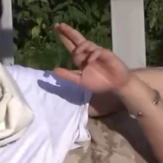 <a href="/H_one_w/">깨</a> 앜ㅋㅋㅋㅋㅋㅋ 
열일한 손꾸락 어필해보는 연상에 연하가 대낮에 사람들도 보는데 뭐하는 짓이냐며 형 갯섬팍 팍팍 쳐댈때 저는 대굴빡 팍팍쳤다네요