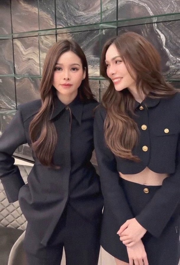 Campai_'s tweet image. มองกันอยู่อย่างนั้น รู้แล้วว่ารักมาก 🙂‍↔️

#UnlimitedLoveTheSeries 
#อิงล็อต #englot