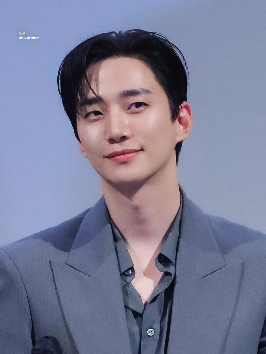 -`♥´- 태풍상사 첫방송 기념 이벤트 -`♥´-
태풍상사 첫방날이라 기분 좋으니까🎶

RT추첨 한명에게 환영회굿즈 풀세트
10명에게 인화사진세트 보내드릴게요

초보 상사맨 강태풍의 고군분투 성장기 <태풍상사> 
오늘 밤 tvN 9:10 첫 방송!!!
#태풍상사 #태풍출근 #이준호 #준호 #강태풍