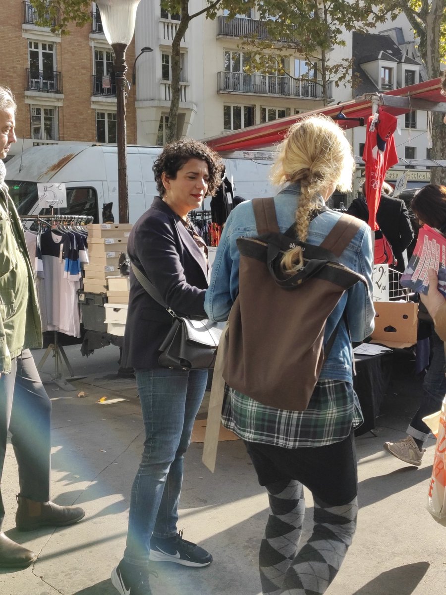 Ce matin sur les marchés #AlexandreDumas et #Belgrand en cette période de crise politique majeure pour le pays

Avec <a href="/lamiaela/">Lamia El Aaraje</a>, François Vauglin et le <a href="/PSParis11e/">PS Paris 11</a> pour échanger avec les habitants sur la candidature d'<a href="/egregoire/">Emmanuel Grégoire</a> 🌹✊