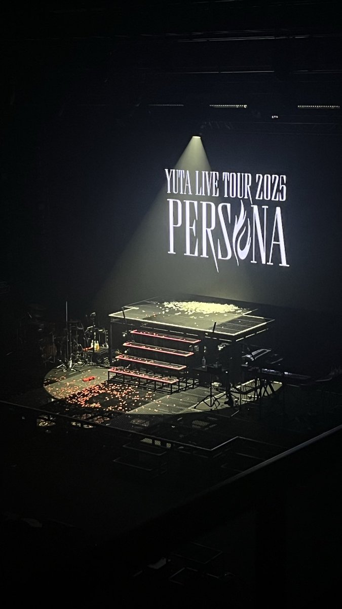 lds_zen's tweet image. Keren bgt Yut Yut kamu.. apalagi pas duduk di kursi malaikat bjir🤟🏻😭🤟🏻
Mana blusukan mlu ke bawah 😆🥹

#YUTA_PERSONA_TOUR 
#YUTA_PERSONA 
#YUTA_PERSONA_TOUR_KYOTO