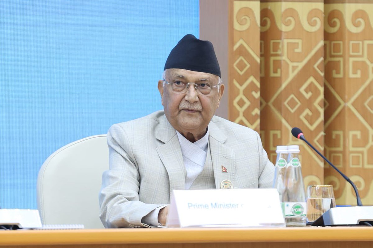 Kshettridahal's tweet image. एमालेको "बा" ले देशको जति दुर्गति गरे,
त्यो भन्दा बढि जेनजि अर्थात I/NGO को "आमा"ले गर्लिन् जस्तो छ।
देश बहुत नाजुक अवस्थामा जाँदै छ।
सन्दर्भ- सरकार I/NGO भर्ती केन्द्र तर्फ उन्मुख ।
