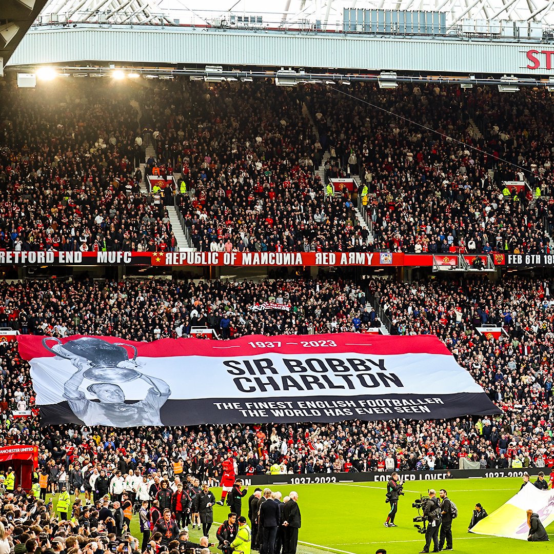 Remembering Sir Bobby Charlton on what would have been his Birthday. ♥️