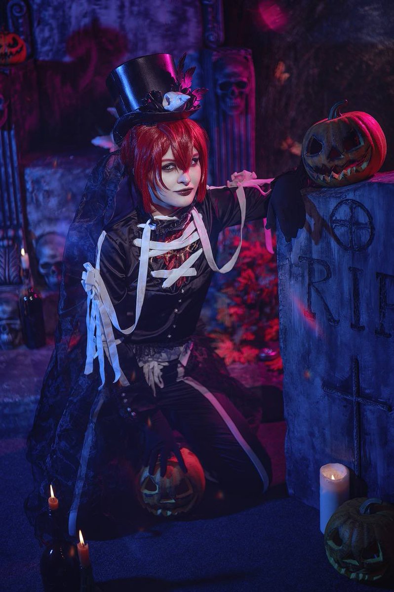 cosplay | twst | ツイステ
Riddle Rosehearts ~Scary Monster~ 

Ph <a href="/ph_MOSIENKO/">Фотографиня Елизавета фон Кролок</a>