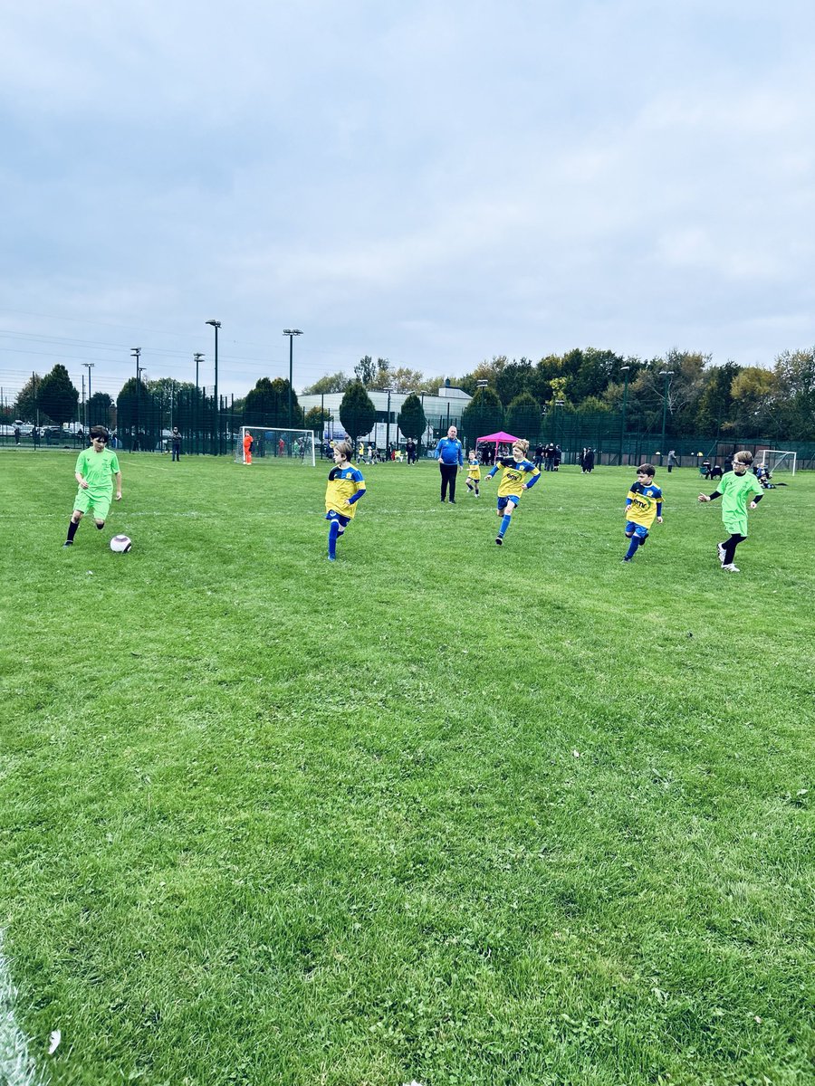Back on the grass this morning after a busy week of fixtures for our footballers. Thank you as always for the support on the side — results and interviews are coming to Equal-Eyes Radio soon! 📻