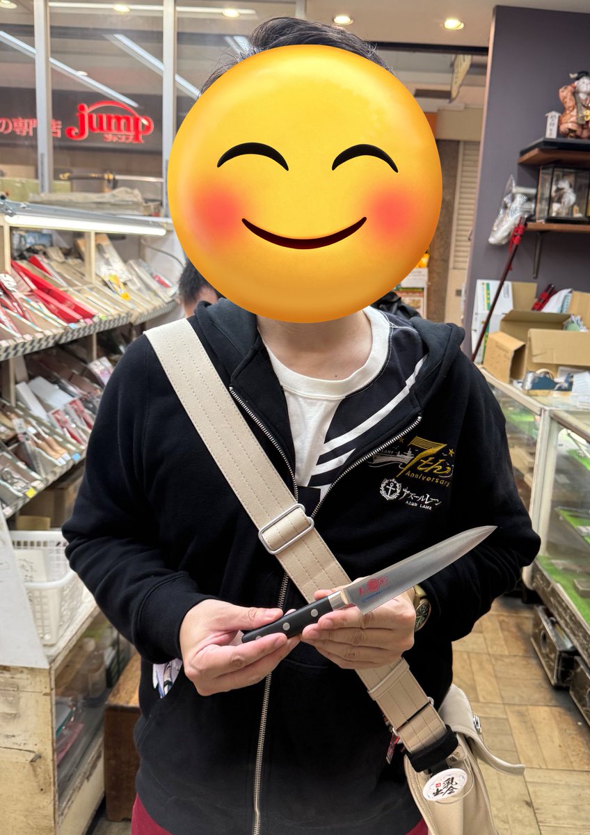 カレーカレフェスとかなんも絡みないのに今日も賑わった包丁屋ですw
アズレンナイフ<a href="/yutaka23_/">風味豊</a> さんラス1購入で完売です！ありがとうございました！
何人か相談したんですが
これからみんなが来る時楽しめる企画考えてますのでお楽しみに～